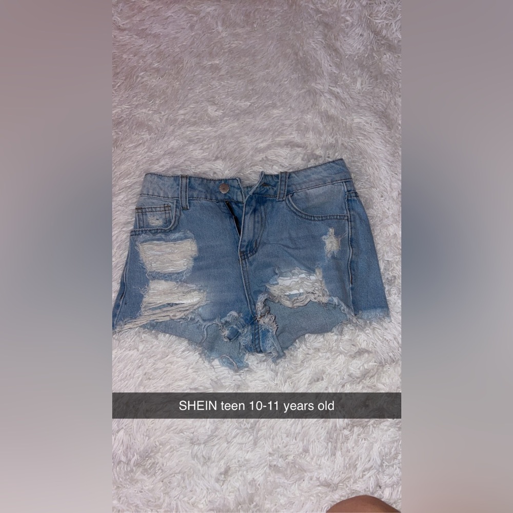 SHEIN teen shorts. Size 10-11 years old. 8$+shipping.